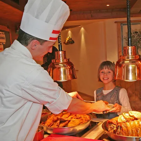 Familotel St. Johanner Hof 4*
