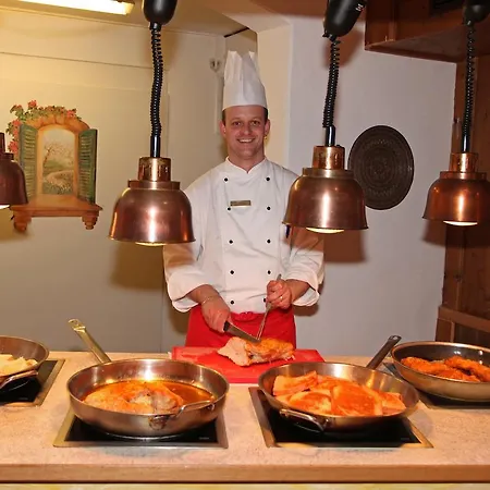 Familotel St. Johanner Hof 4*